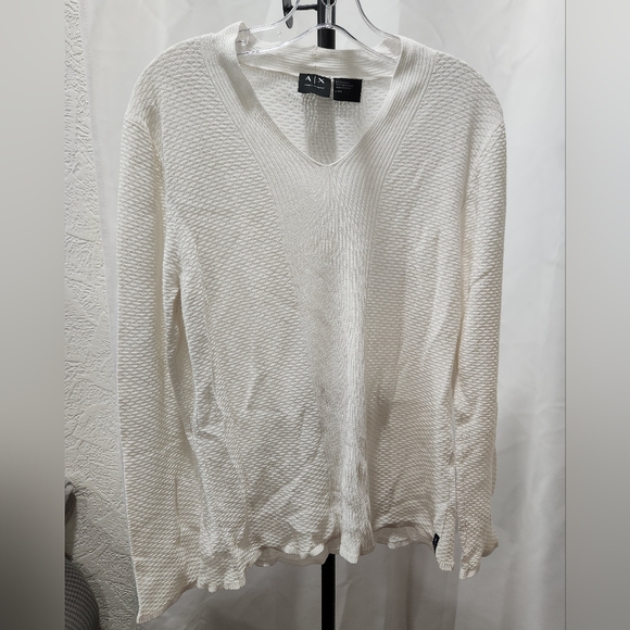 Armani Exchange Textured White Long Sleeve V Neck Tee - Picture 1 of 3